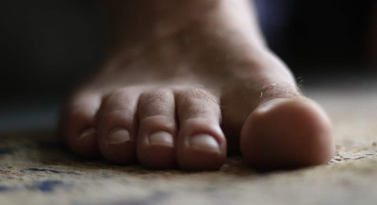5 Causes for Numb Feet or Toes - Feet First Clinic