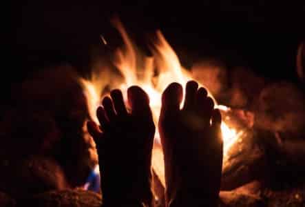 Burning Feet Hot Feet Geo 443x300 