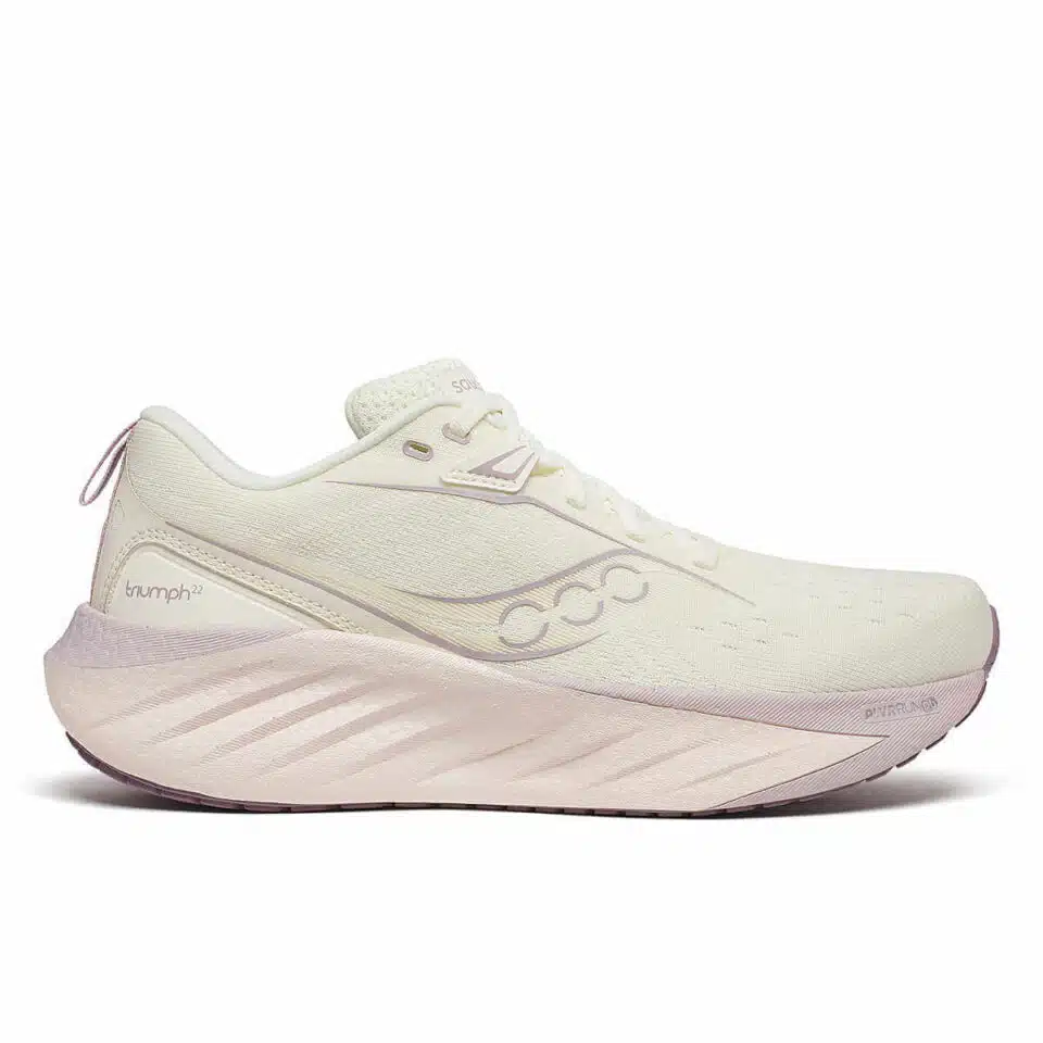 saucony triumph 22 shoe in light pink and white